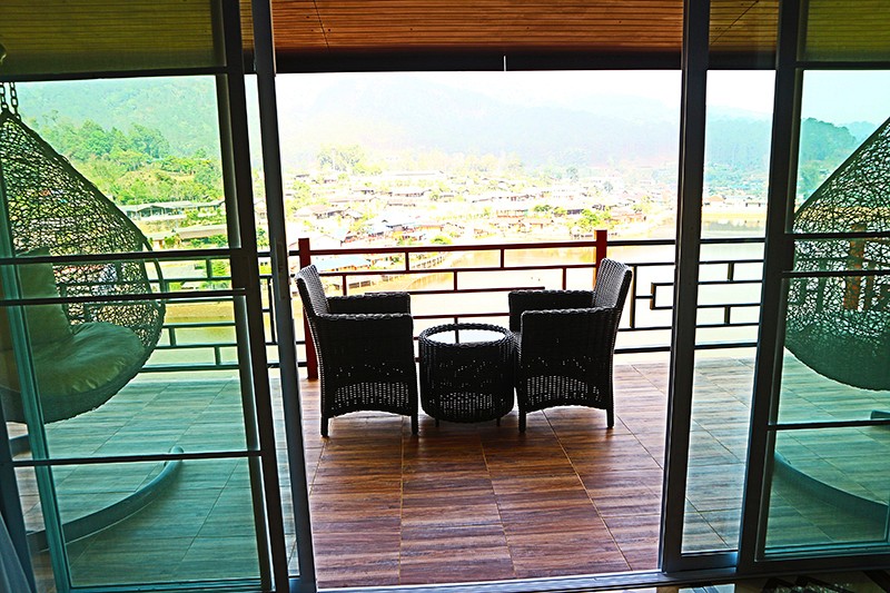 Chasa Rakthai Resort